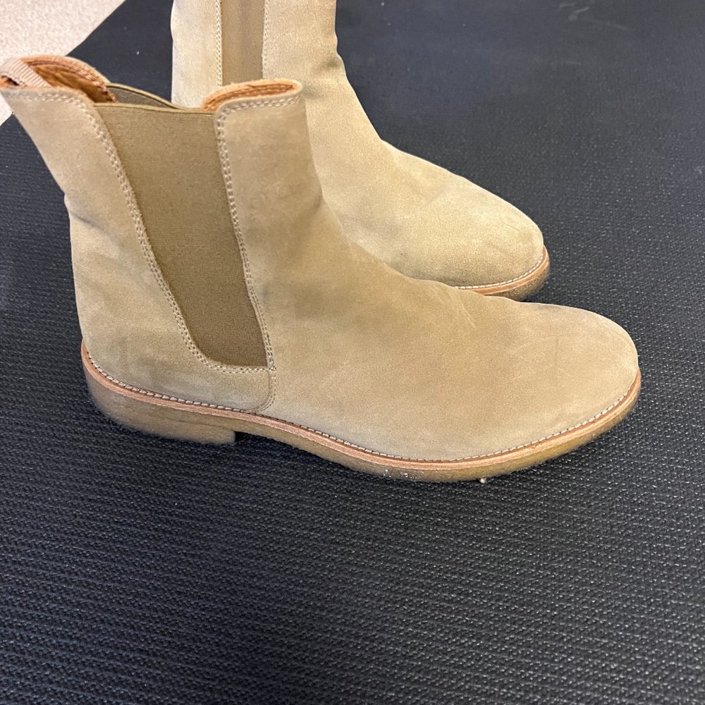 THE TAUPE CREPE CHELSEA BOOTS - 8 US / EU 41 | ORO Los Angeles - Picture 6 of 10